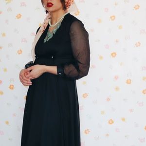 Vintage 70’s Sheer Sleeved Dress